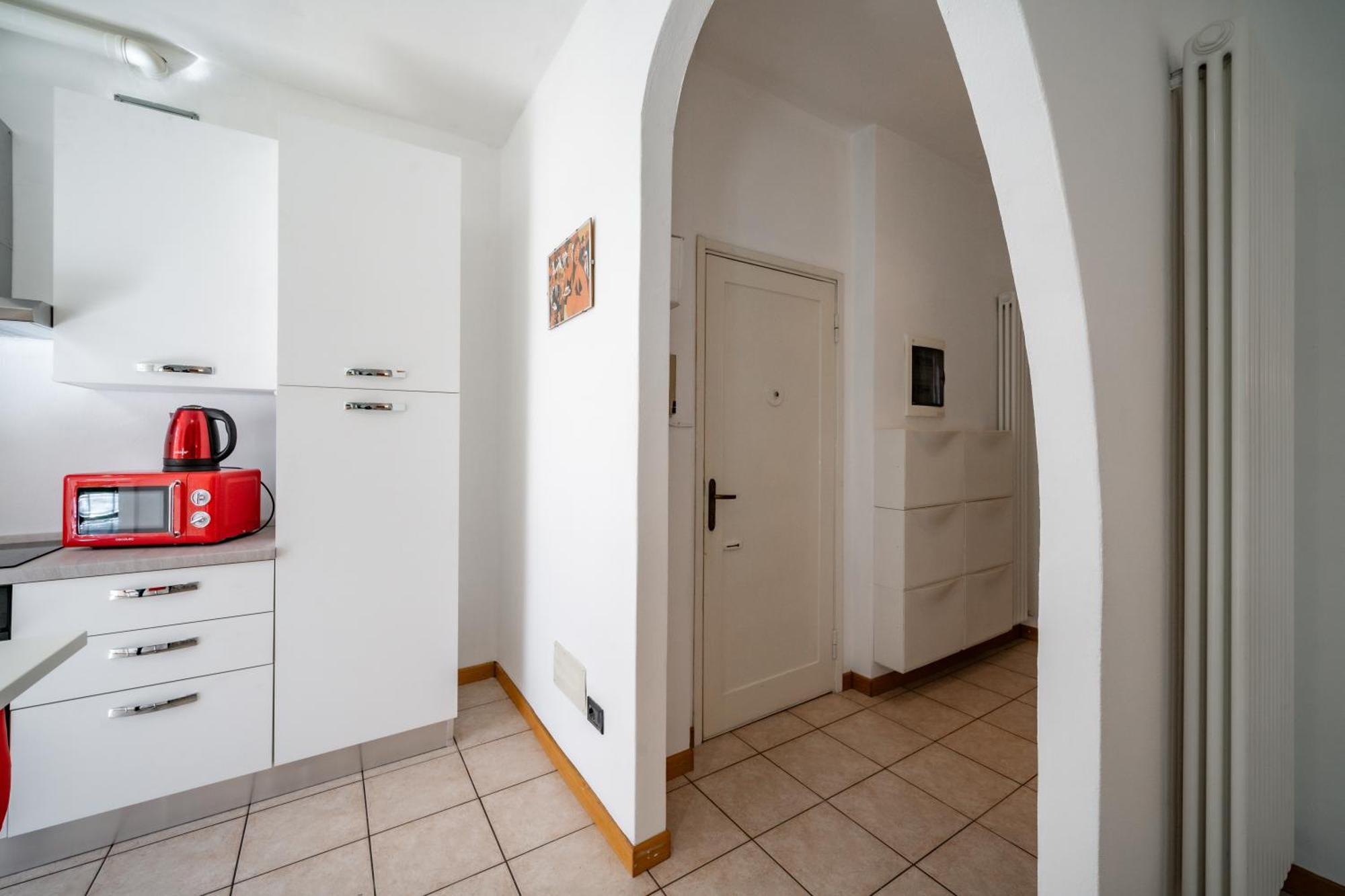 Dolce Teresa Apartment แมนเดลโล เดล ลาริโอ ภายนอก รูปภาพ