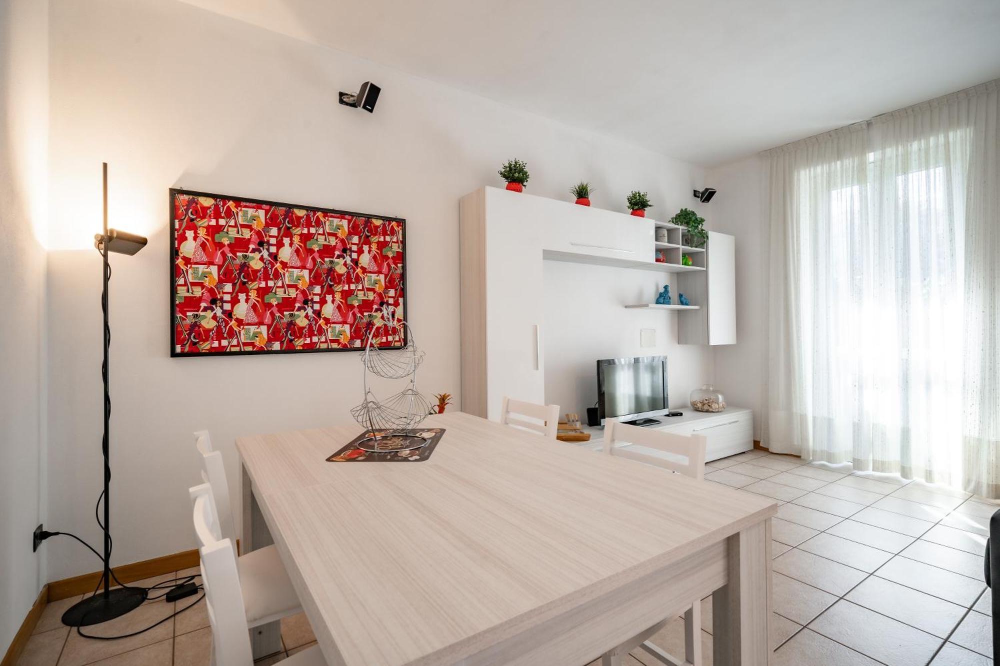 Dolce Teresa Apartment แมนเดลโล เดล ลาริโอ ภายนอก รูปภาพ